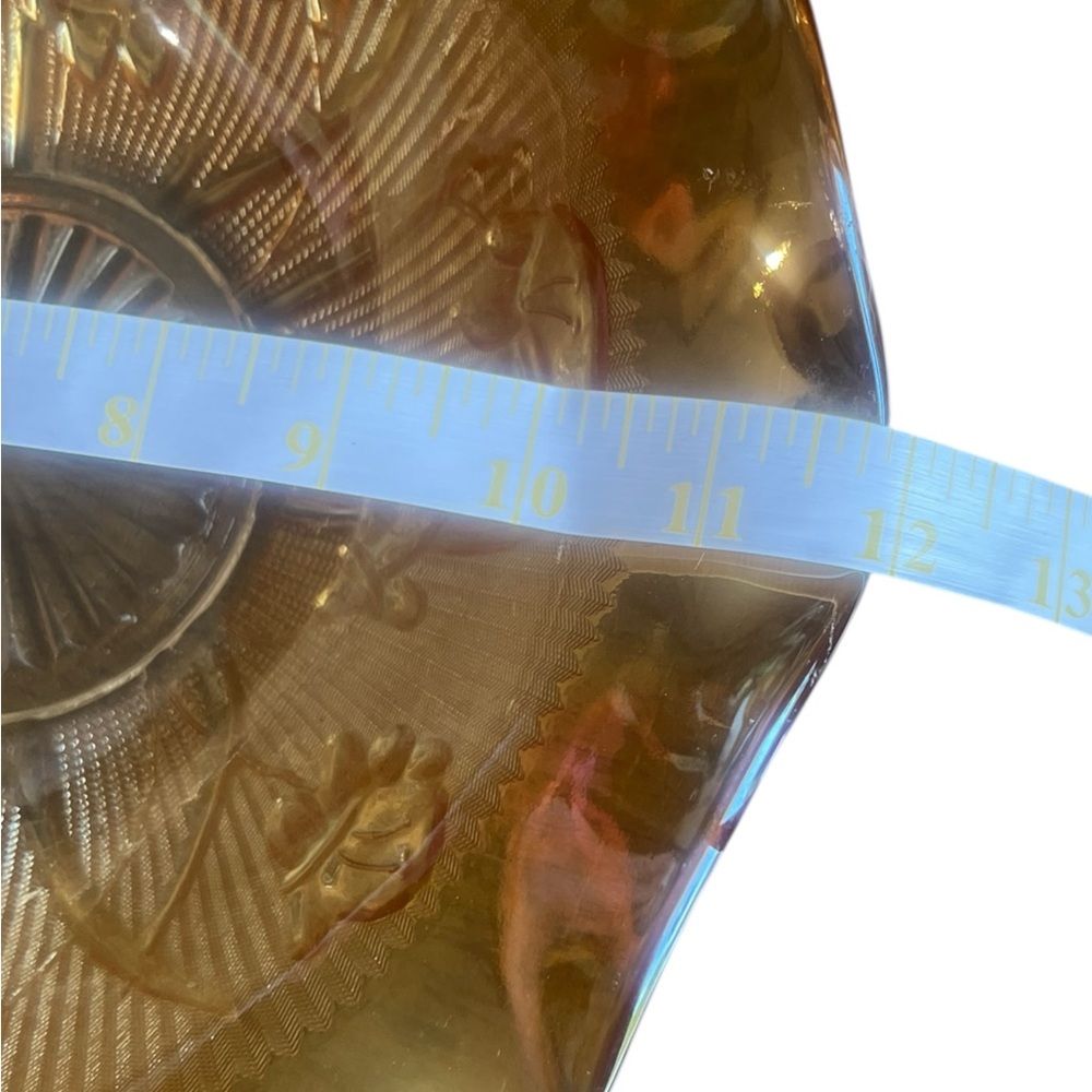 Vintage Jeanette Iris & Herringbone Carnival Glass bowl with a ruffled edge - Picture 6 of 7